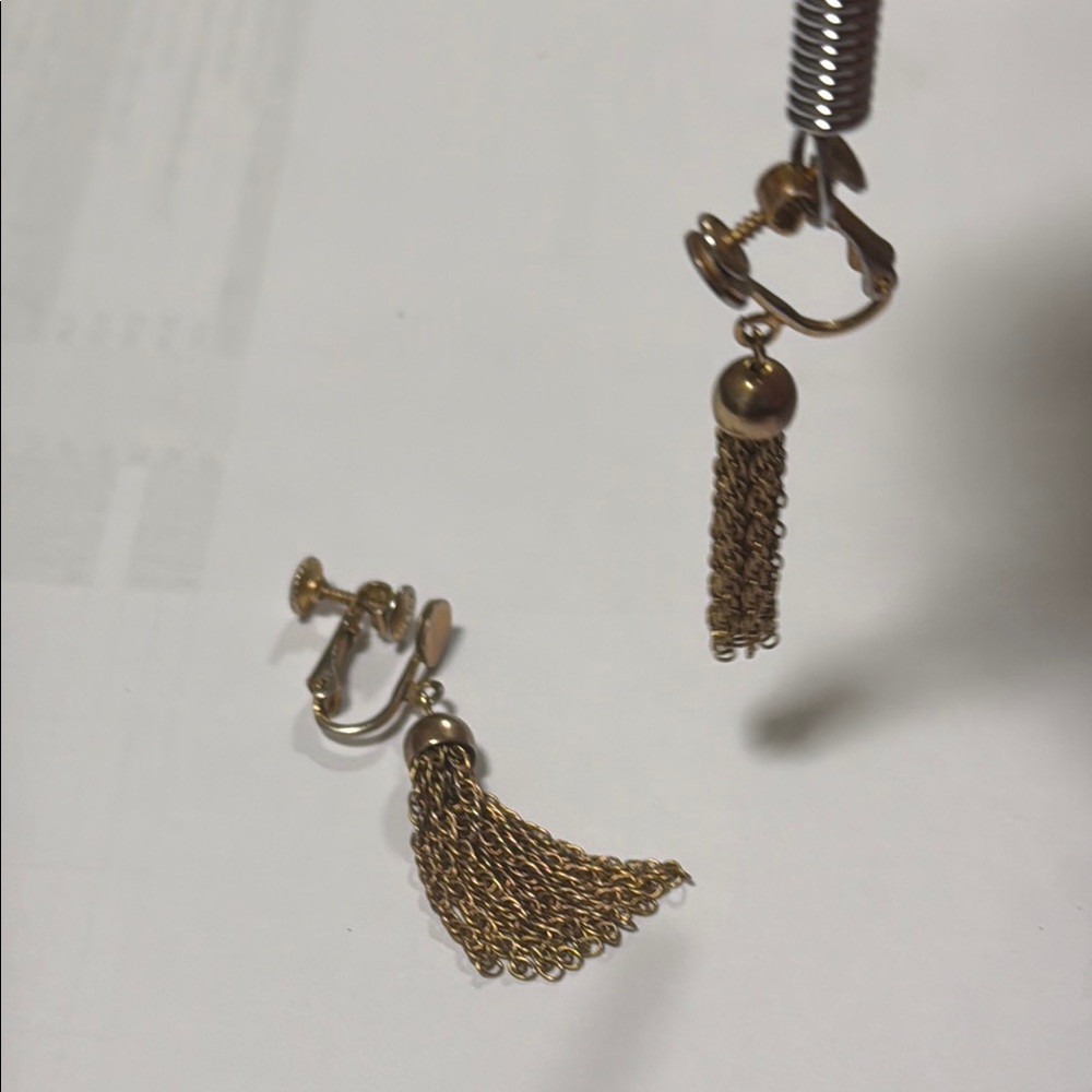 Elegant Gold Toned Tassel Earrings Vintage
